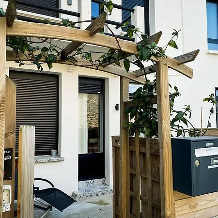 Apt Rdc Avec Sa Terrasse Privee Saint-Malo Exterior photo